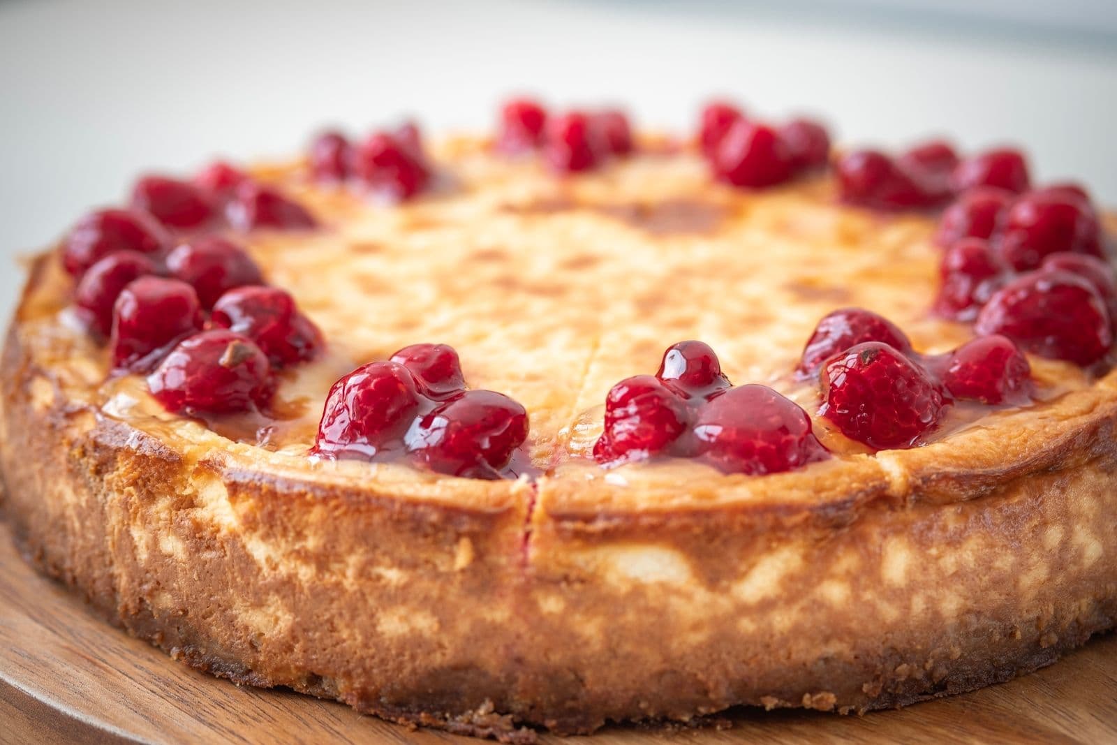 Mascarpone cheesecake vaarikatega