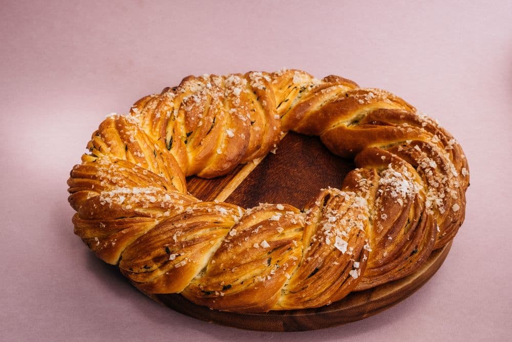 Võikringel tüümiani ja soolahelvestega