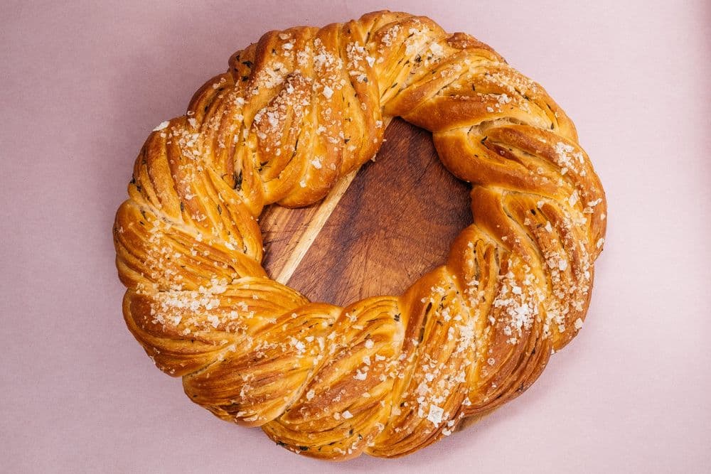 Võikringel tüümiani ja soolahelvestega